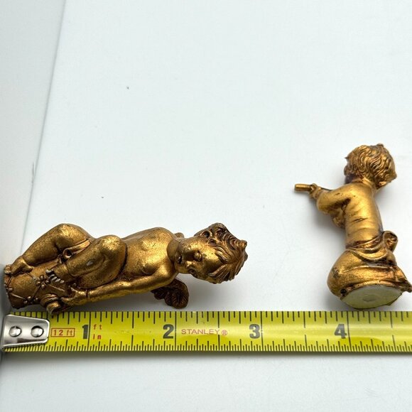 Gold Cherub Angel Figurines Set Of 2 Playing Flute Sitting On Rock Resin Vtg - Picture 2 of 10